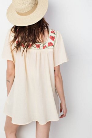 Pascha Boho Floral Embroidered Cotton Gauze Tunic In Natural