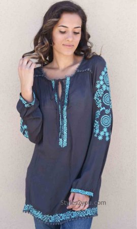 Hope Lady's Oversized Embroidered Bohemian Blouse In Gray Como No ...