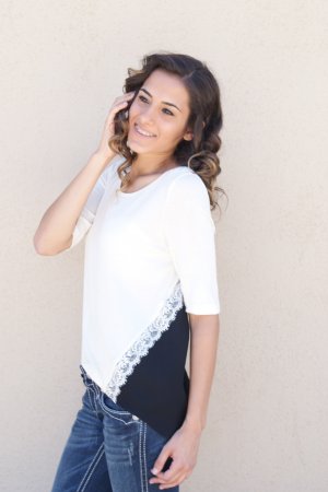 River Blouse In Black And Cream