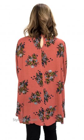 Pekin Oversized Printed Tunic With Mock Neck Keyhole In Coral